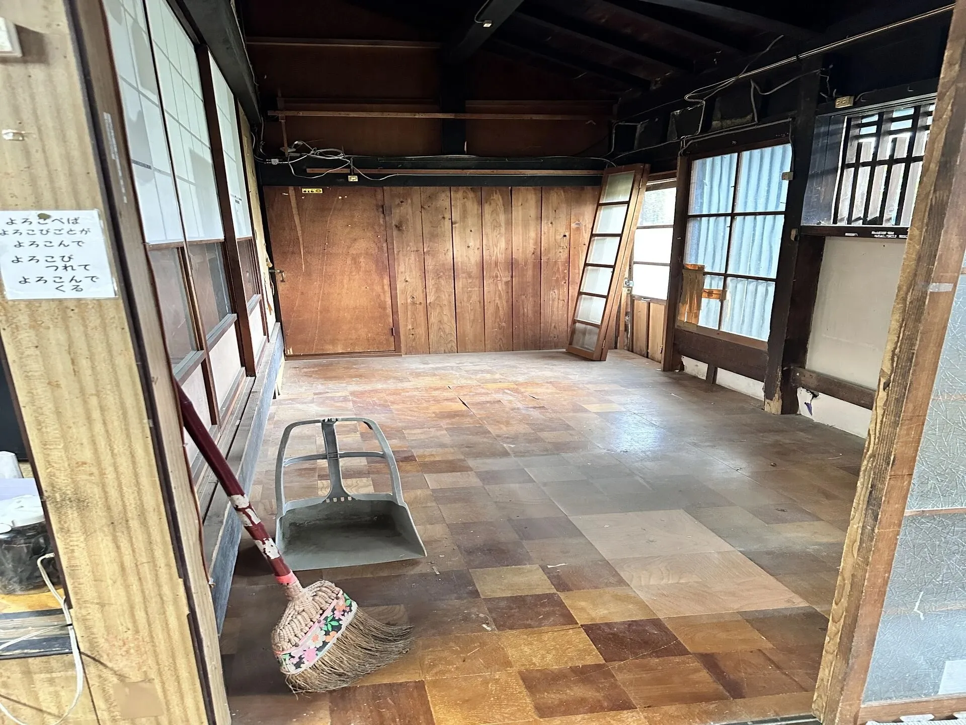 6F40CB71-07AB-435C-859D-67664645A570